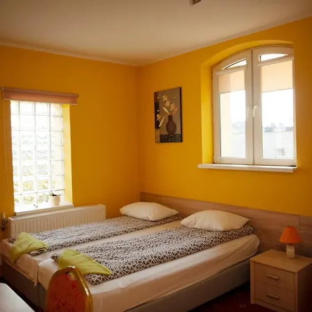 Habitación en casa particular I Pod Akacjami *